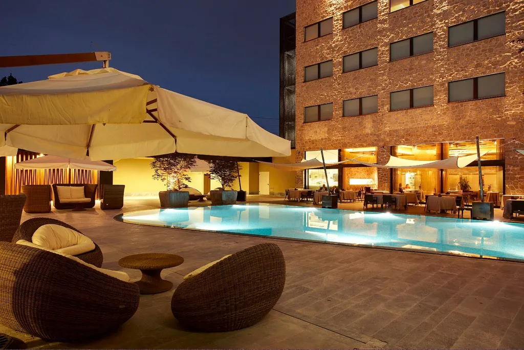 Devero Hotel Pool at Night